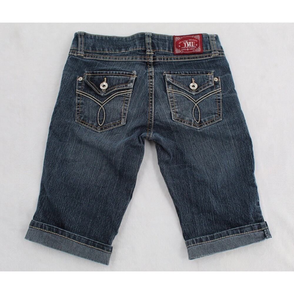 YMI Jeans Shorts Womens Sz 1 Blue Stretch Denim Bermuda Embroidered Pockets